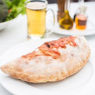 Pizza Calzone Prosciutto