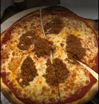 Pizza Bolognese (35 Cm.)