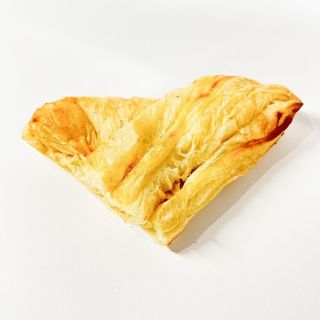 Слойка зі шпинатом (110г)