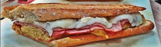 Bocadillo Triple X