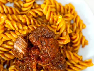 Pasta ragú napolitano