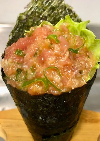 135. Temaki Negitoro