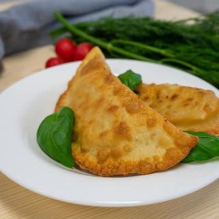 Czebureki z mięsem i serem 4szt.