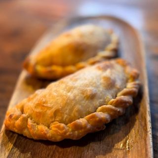 Empanada Al Horno de Criolla De La Abuela