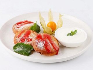 Сирники з джемом і сметаною (150/40g)