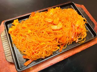 A86. Spaghetti di riso Singapore*