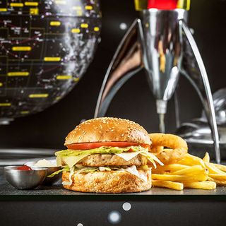 Space Club chickenburger