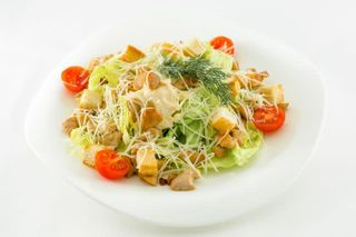 Салат "Цезарь" с курицей