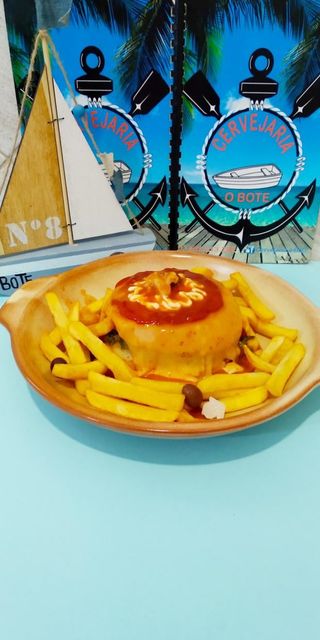 Hambúrguer Especial com Batata