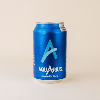 Aquarius limón lata