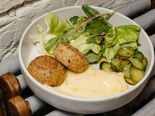 Котлети з індички з картопляним пюре (300g)