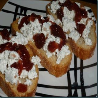 tosta Queso Cabra Gratinado y Confitura Arándanos