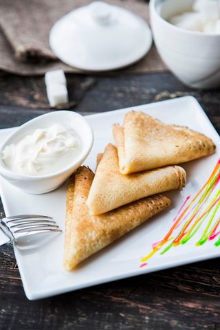 Блины со сметаной