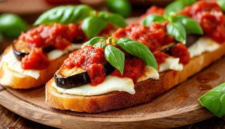 Bruschetta alla parmigiana rossa