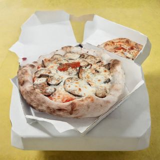 Pizza gustosa (33 cm.)