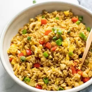 Arroz Frito Con Pollo Y Curry