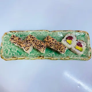 69. Maki Roll De Atún Cheese (8 Pzs.)
