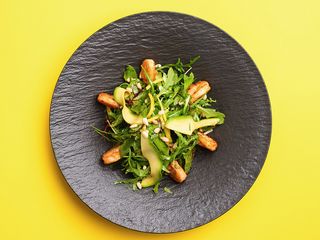 Зелений салат з манго та креветками (180g)