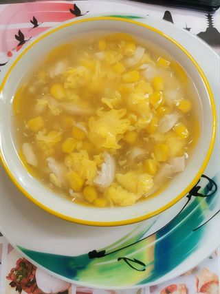 110. Zuppa mais con pollo