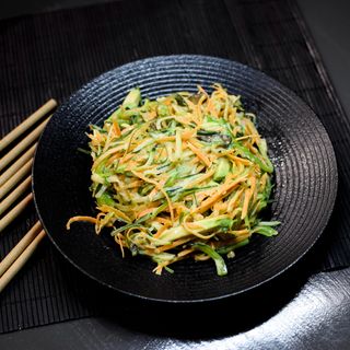 Салат Хіяші з овочами NEW (220г)