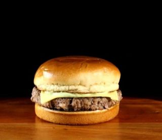 52 Hambúrguer de Vaca com Ovo