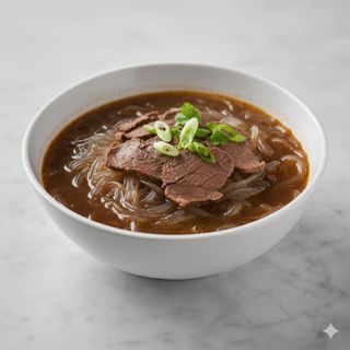 Sopa De Fideos De Tapioca Con Ternera