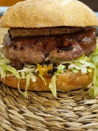 Hamburguesa delicatessen