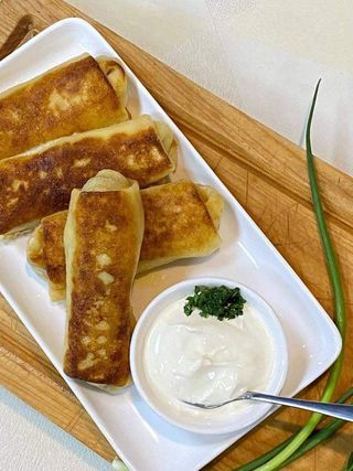 ბლინი ქათმით სოკოთი და ყველით