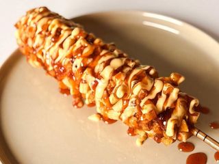 Корн дог з сосискою у картоплі (150g)