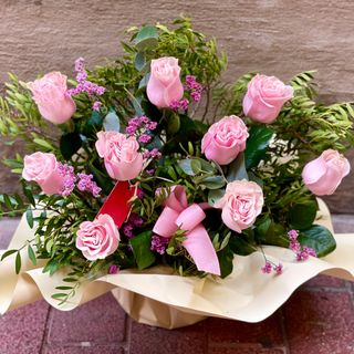 Centro con 9 rosas color rosa