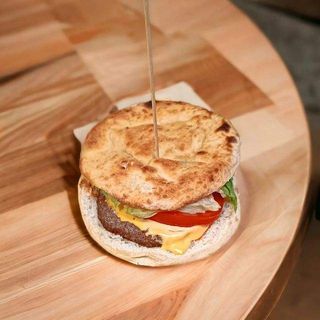 Maxi hamburger Art special