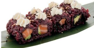 167 Uramaki Black salmon