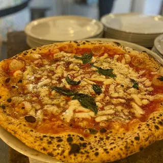 Margherita provola e pepe + bibita