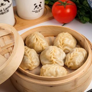 Манты с мясом и тыквой