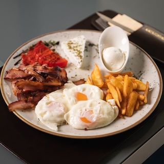 Bacon and eggs 440 gr