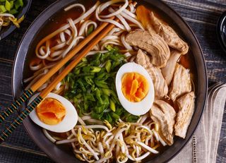 Рамен с курицой