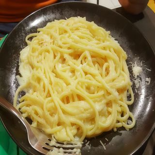 Spaguetti Al Quattro Formaggi
