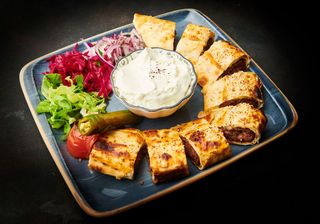 Sarma Beyti picant/ nepicant - Rulou din vită, oaie și cașcaval