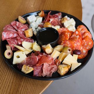 Асорті антипасті 