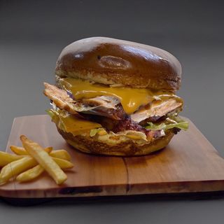 Бургер с двойно месо от дюнер