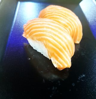 Нигири Сьомга 2бр.