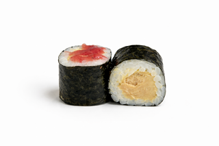 Maki Micuit Con Coulis De Frutos Rojos