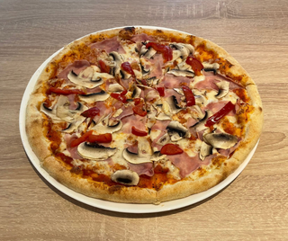 Pizza Prosciutto Funghi