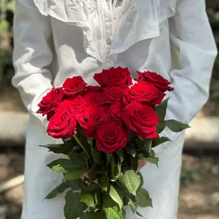 წითელი ვარდი ( 50 ცალი)