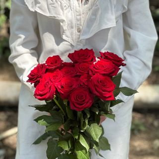 წითელი ვარდი ( 50 ცალი)