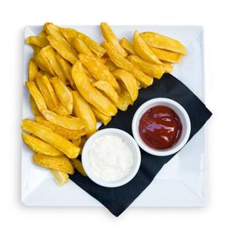 PATATAS FRITAS CASERAS