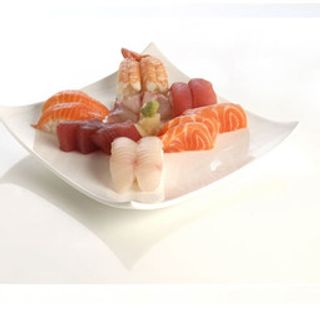sushi e sashimi mix 17 pezzi