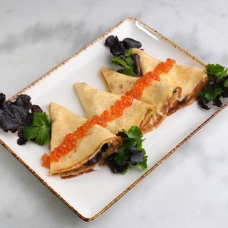 CREPES COM CAVIAR