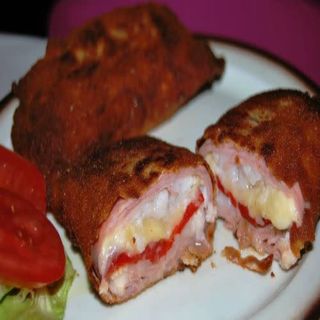 Merluza rellena empanada