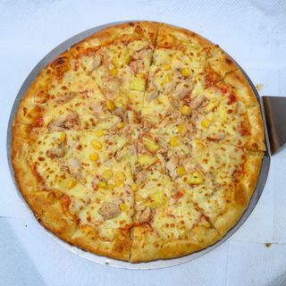 Hawaiian Chicken  Pizza